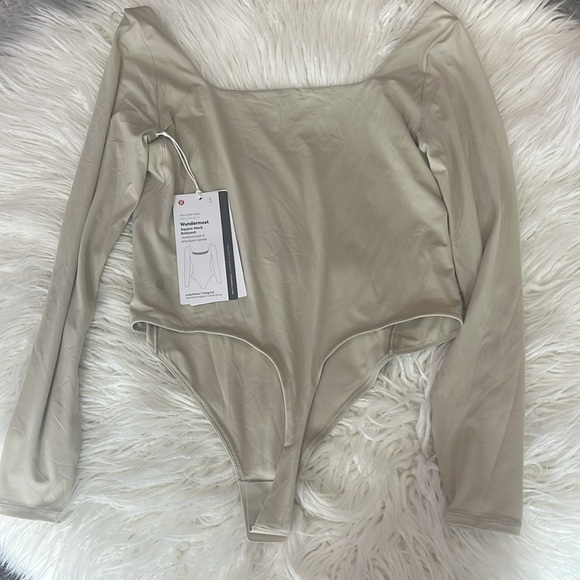 NWT Retail $88 Lululemon Wundermost Square Neck Bodysuit Daily Essentials - Picture 8 of 9